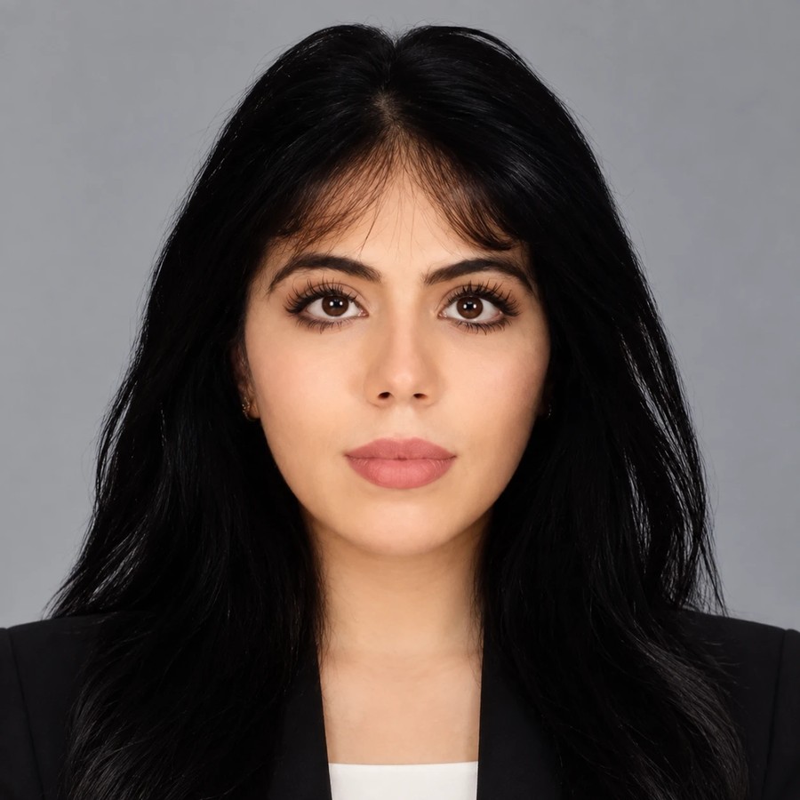 Portrait of Aya Briksine